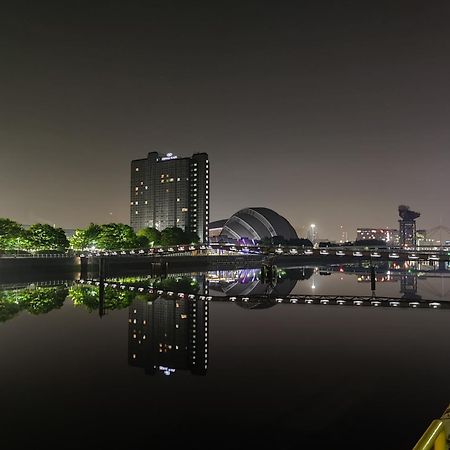 La Casita, Your Home Away From Home - Free Parking Glasgow Kültér fotó